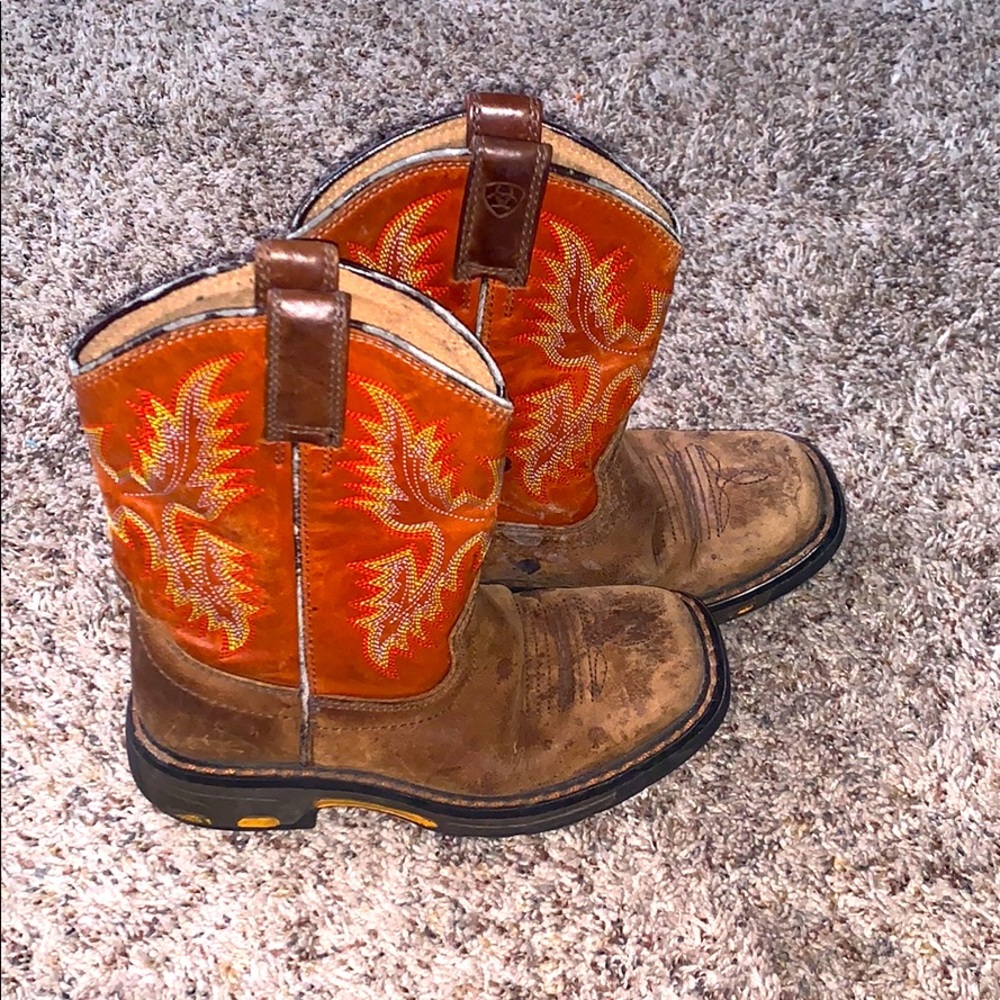Ariat cowboy boots